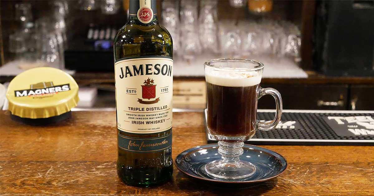 アイリッシュコーヒー】本場のレシピをアイルランド人パブ店主が伝授！ | イエノミスタイル 家飲みを楽しむ人の情報サイト